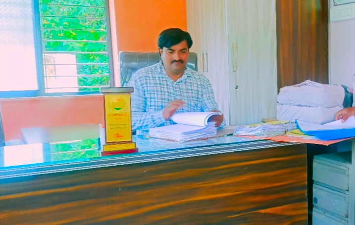 सरपंच फोटो